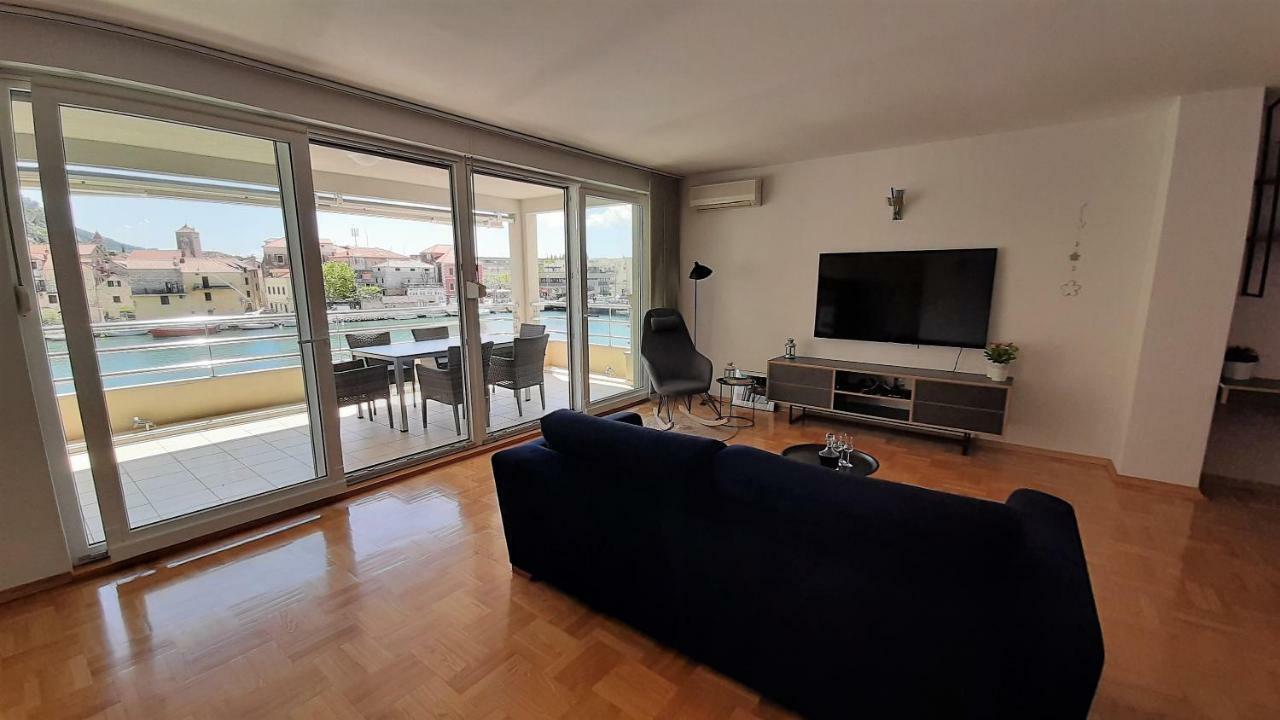 Apartamento Mitra Zonata Pink Omiš Exterior foto
