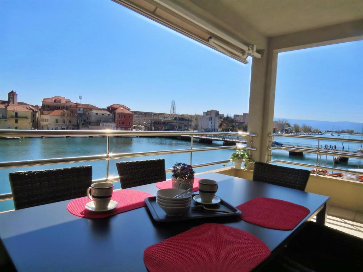 Apartamento Mitra Zonata Pink Omiš Exterior foto