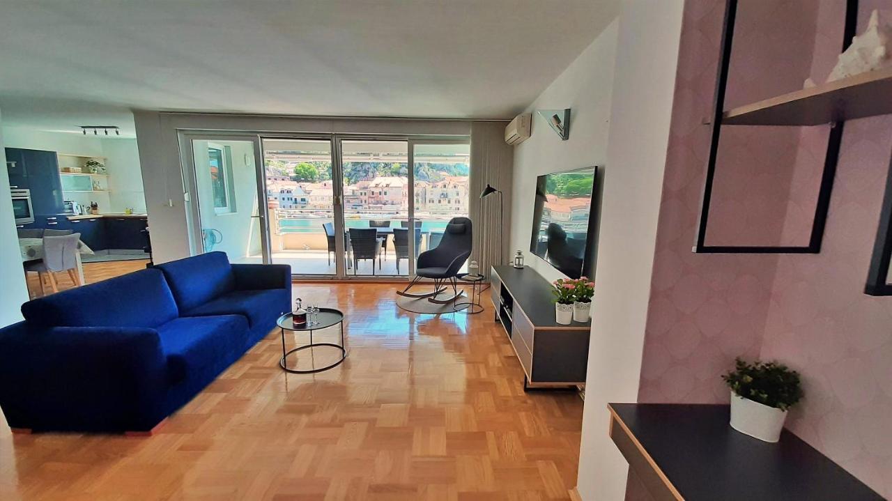 Apartamento Mitra Zonata Pink Omiš Exterior foto
