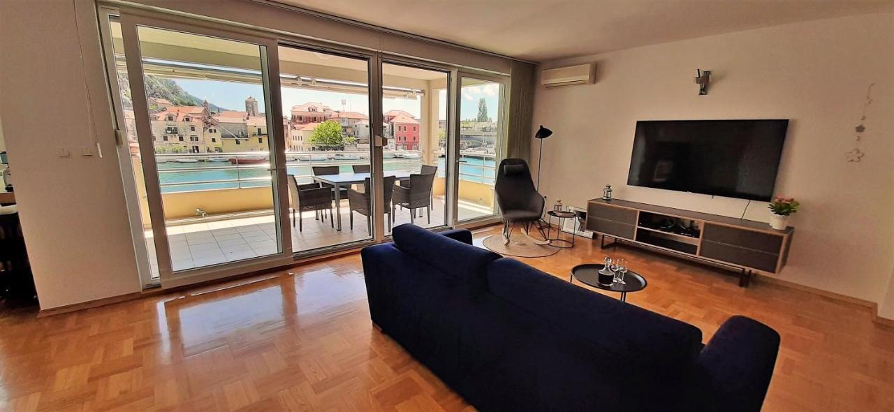 Apartamento Mitra Zonata Pink Omiš Exterior foto
